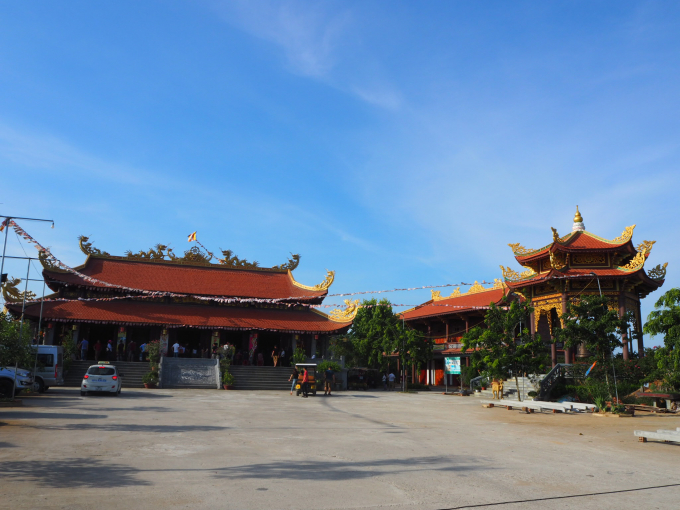 Những địa điểm du lịch tâm linh nức tiếng vùng biển Hải Tiến – Thanh Hóa 1 nhung dia diem du lich tam linh nuc tieng vung bien hai tien thanh 1